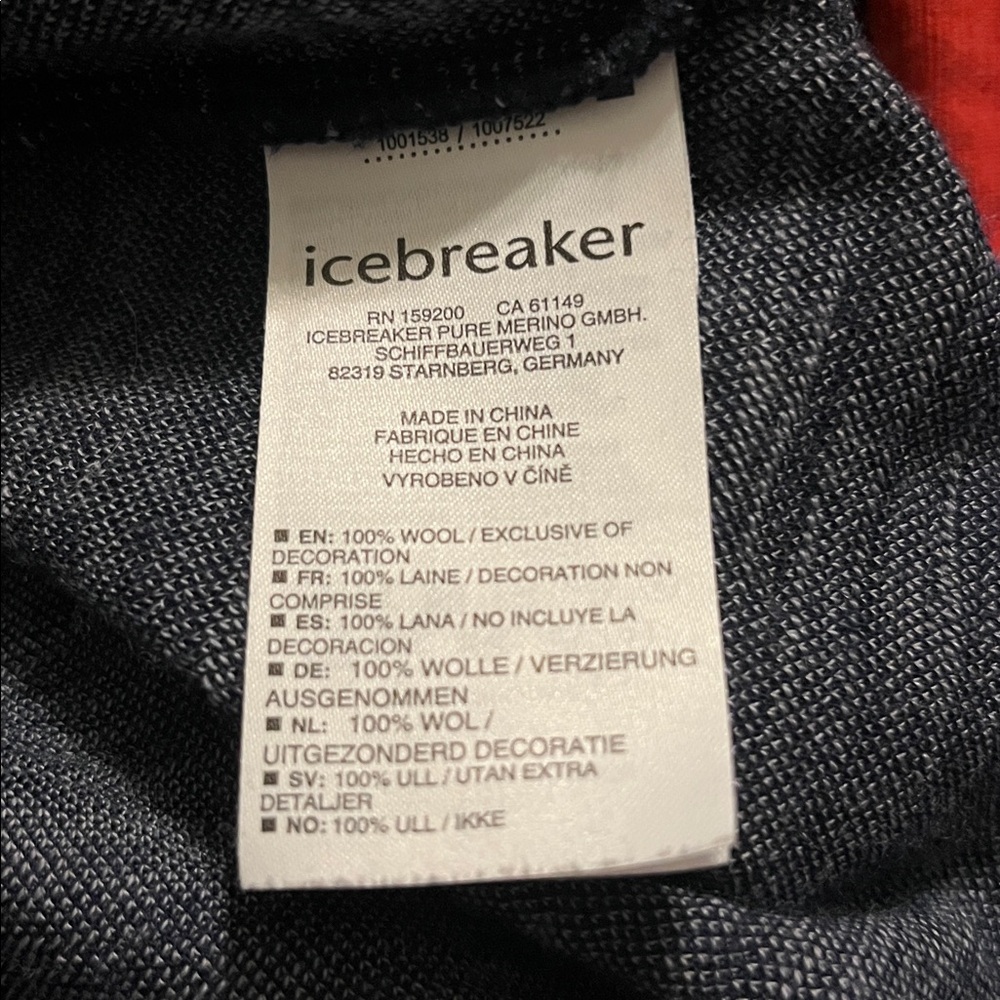 Icebreaker Women's Navy Blue and Red Jacket - Picture 7 of 7